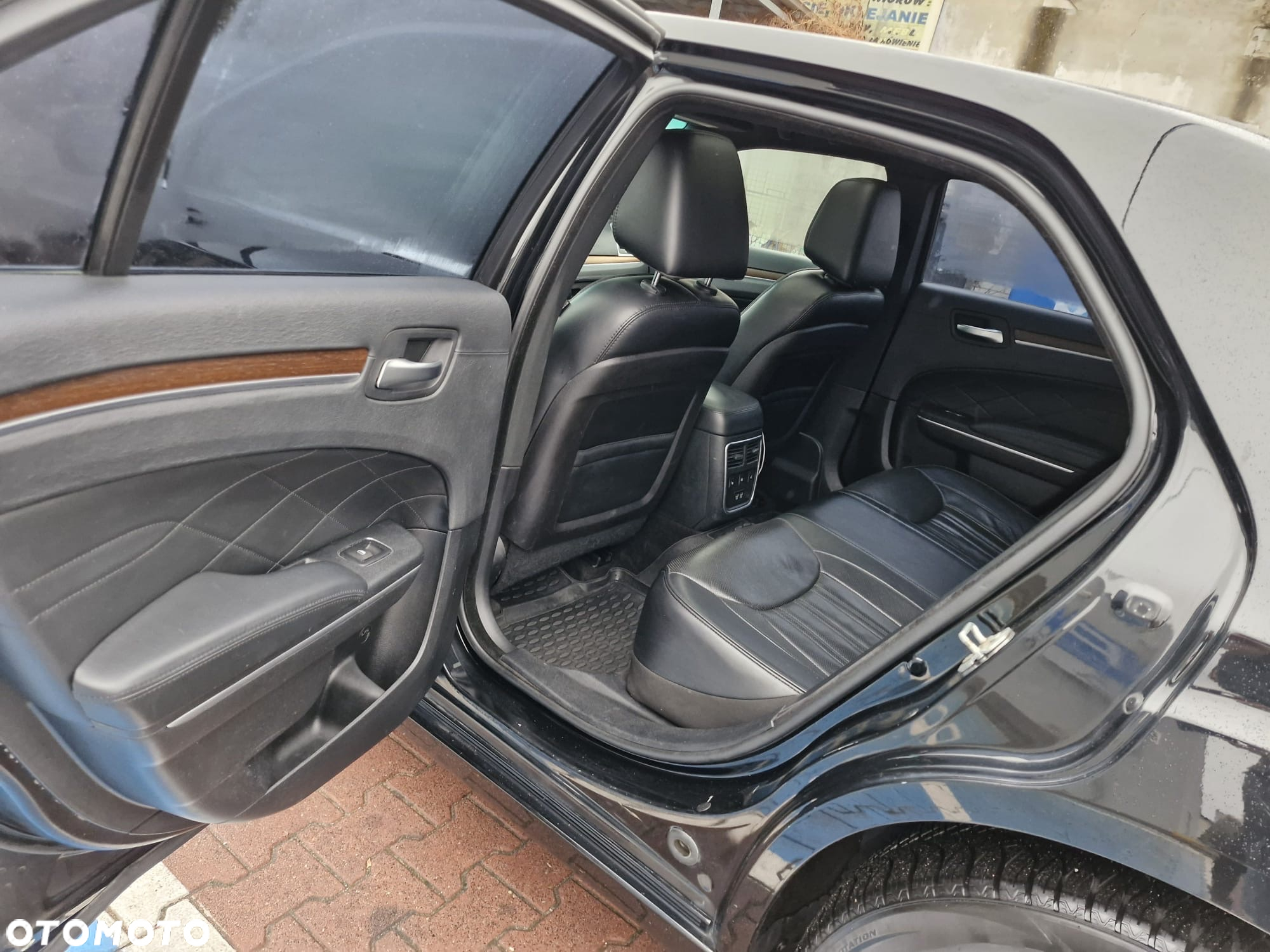 Chrysler 300C - 4