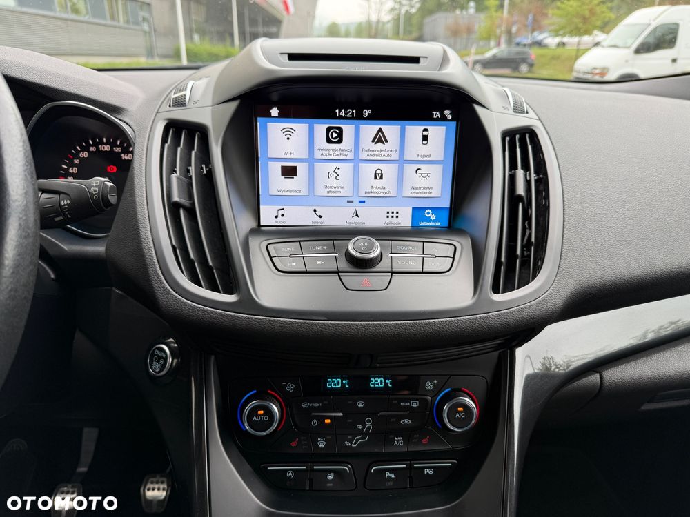 Ford Kuga 1.5 EcoBoost 2x4 ST-Line - 19