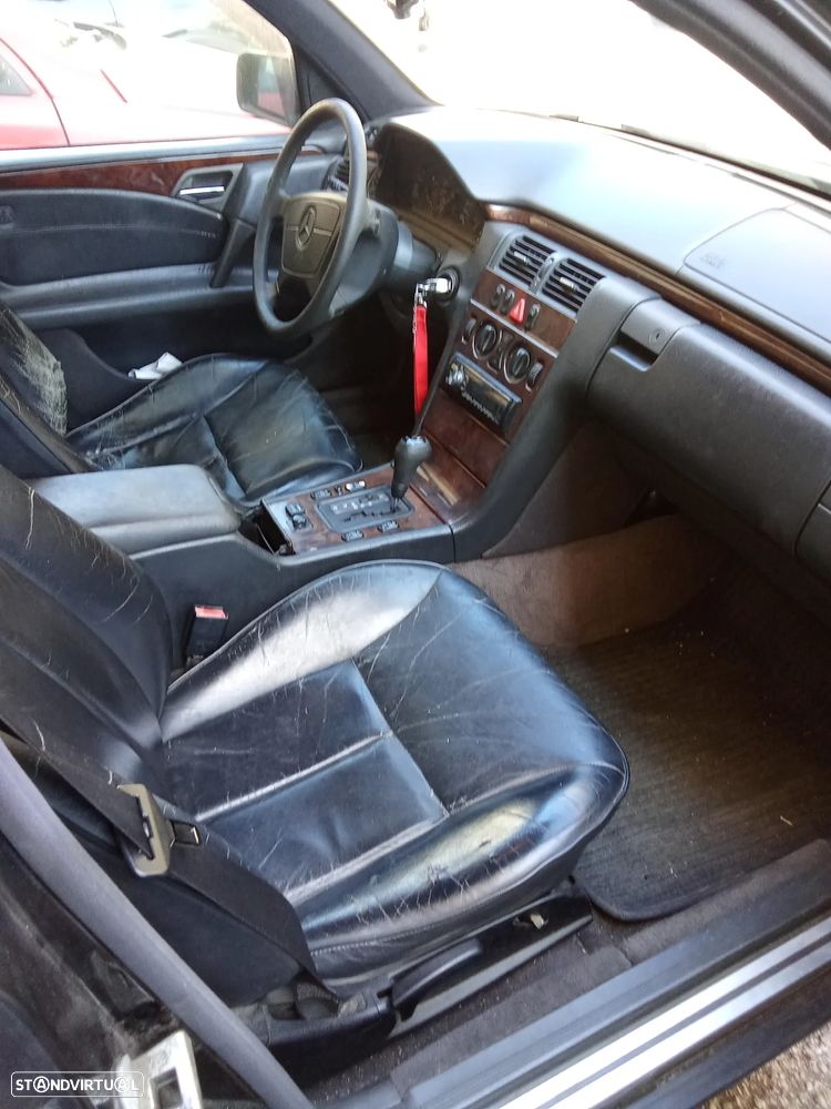 Mercedes-Benz E 280 - 3