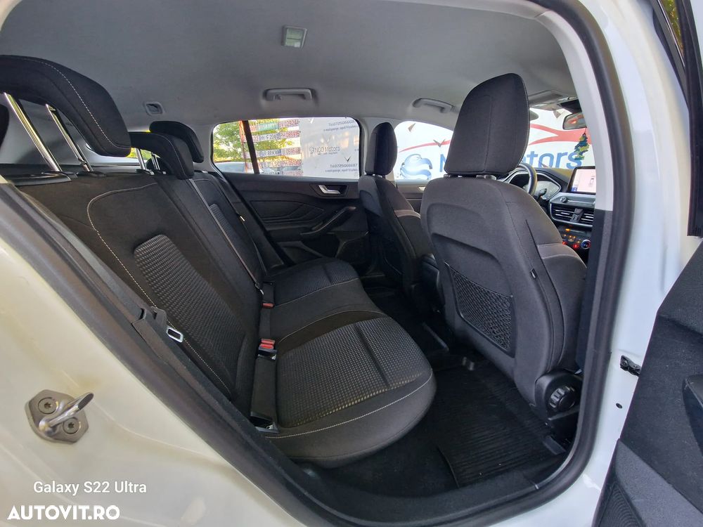 Ford Focus 2.0 EcoBlue Active Business - 25