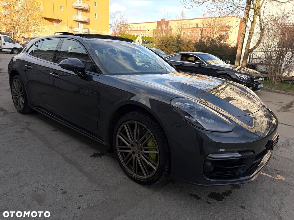 Porsche Panamera 4 E-Hybrid Executive - 5