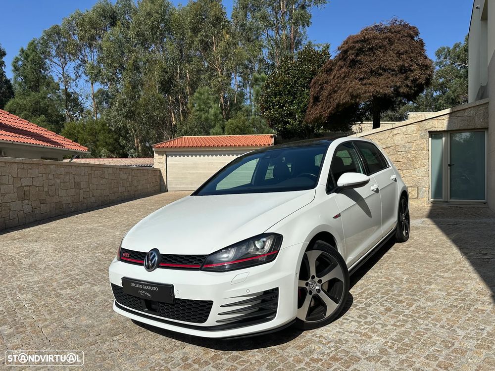VW Golf 2.0 TSi GTi DSG Performance - 2