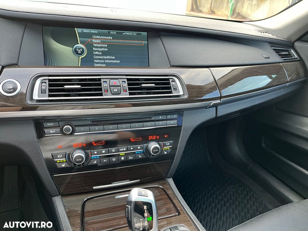 BMW Seria 7 - 11