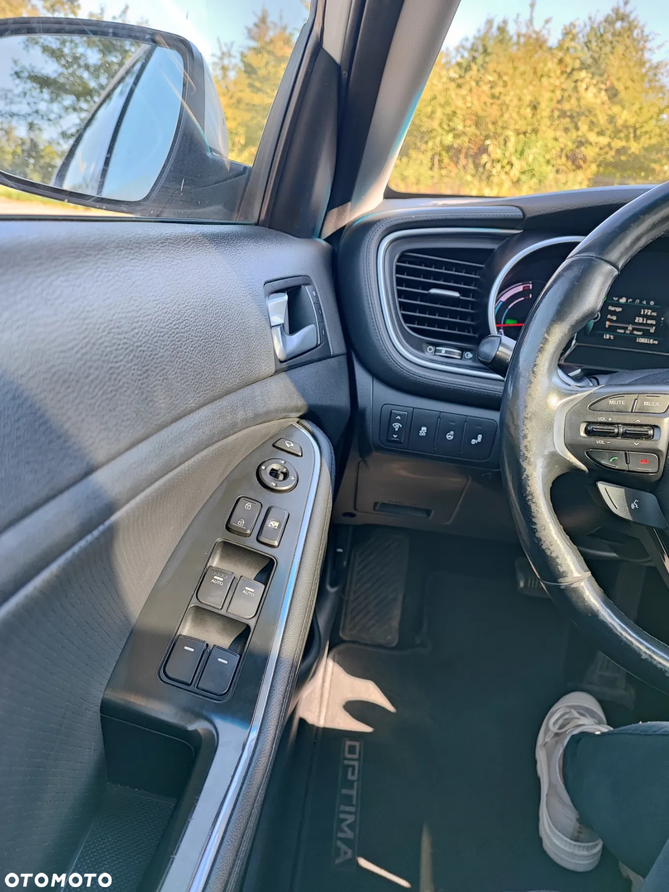 Kia Optima - 14