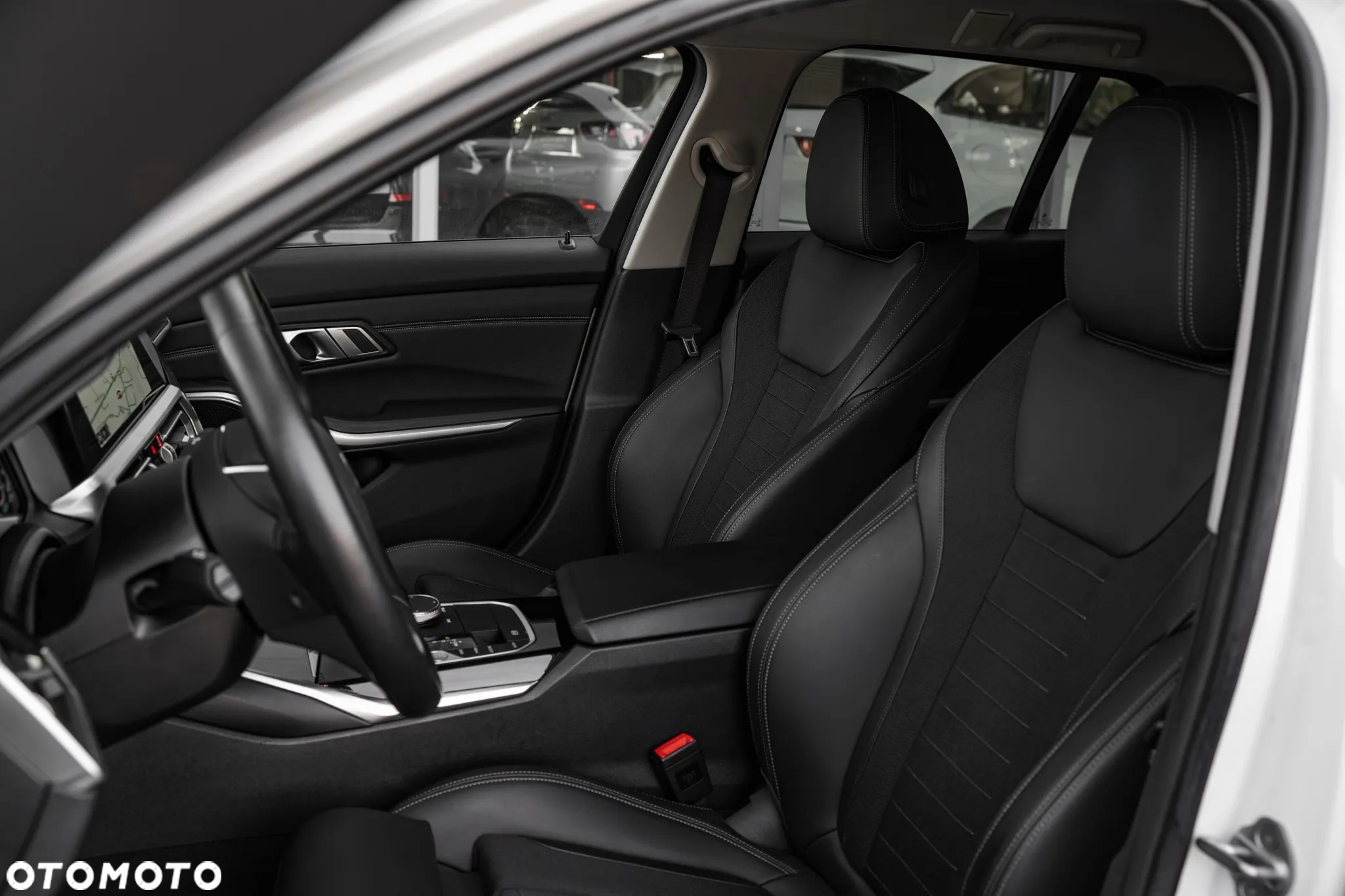 BMW Seria 3 320e xDrive Sport Line - 12