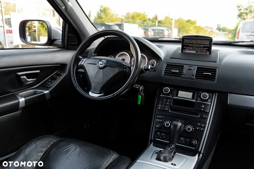 Volvo XC 90 D5 AWD Geartonic Executive - 27
