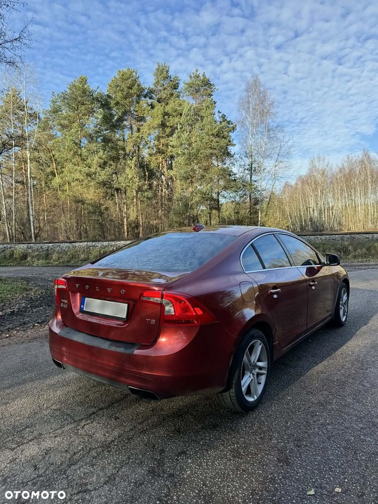 Volvo S60 2.5 T5 - 4