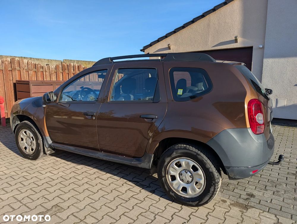 Dacia Duster 1.6 Laureate 4x4 - 9