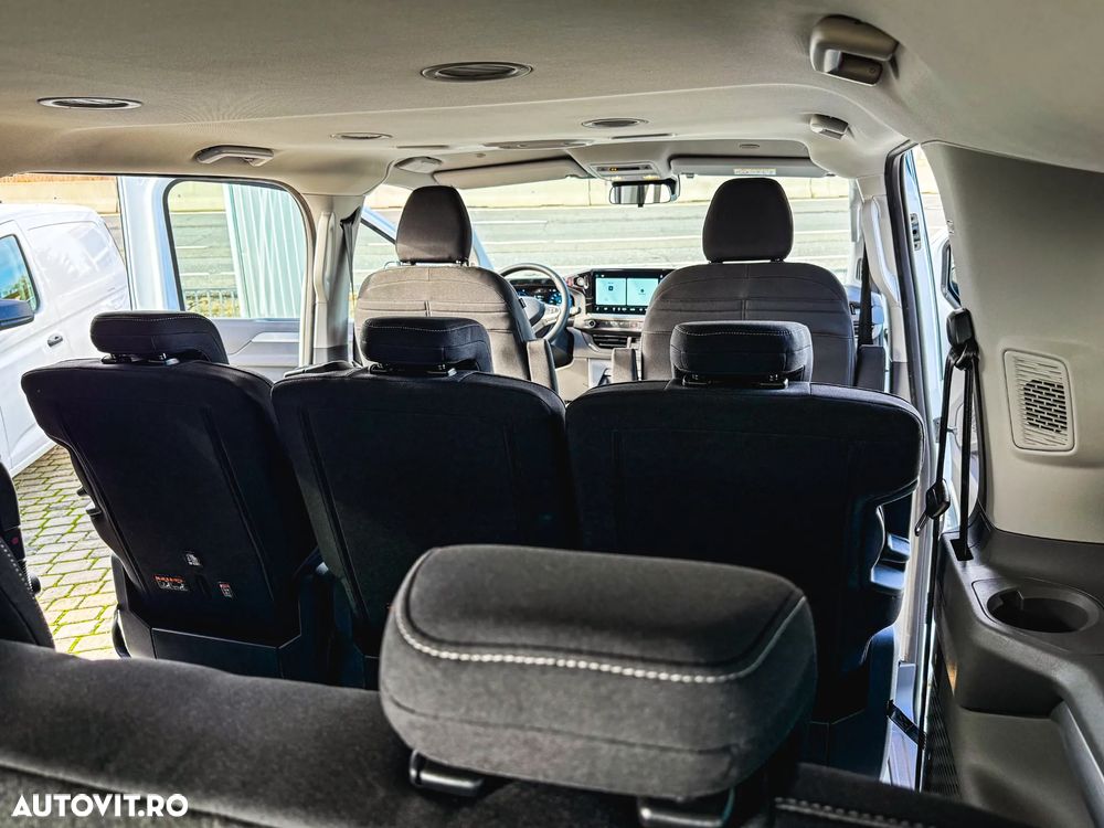 Volkswagen Caravelle - 23