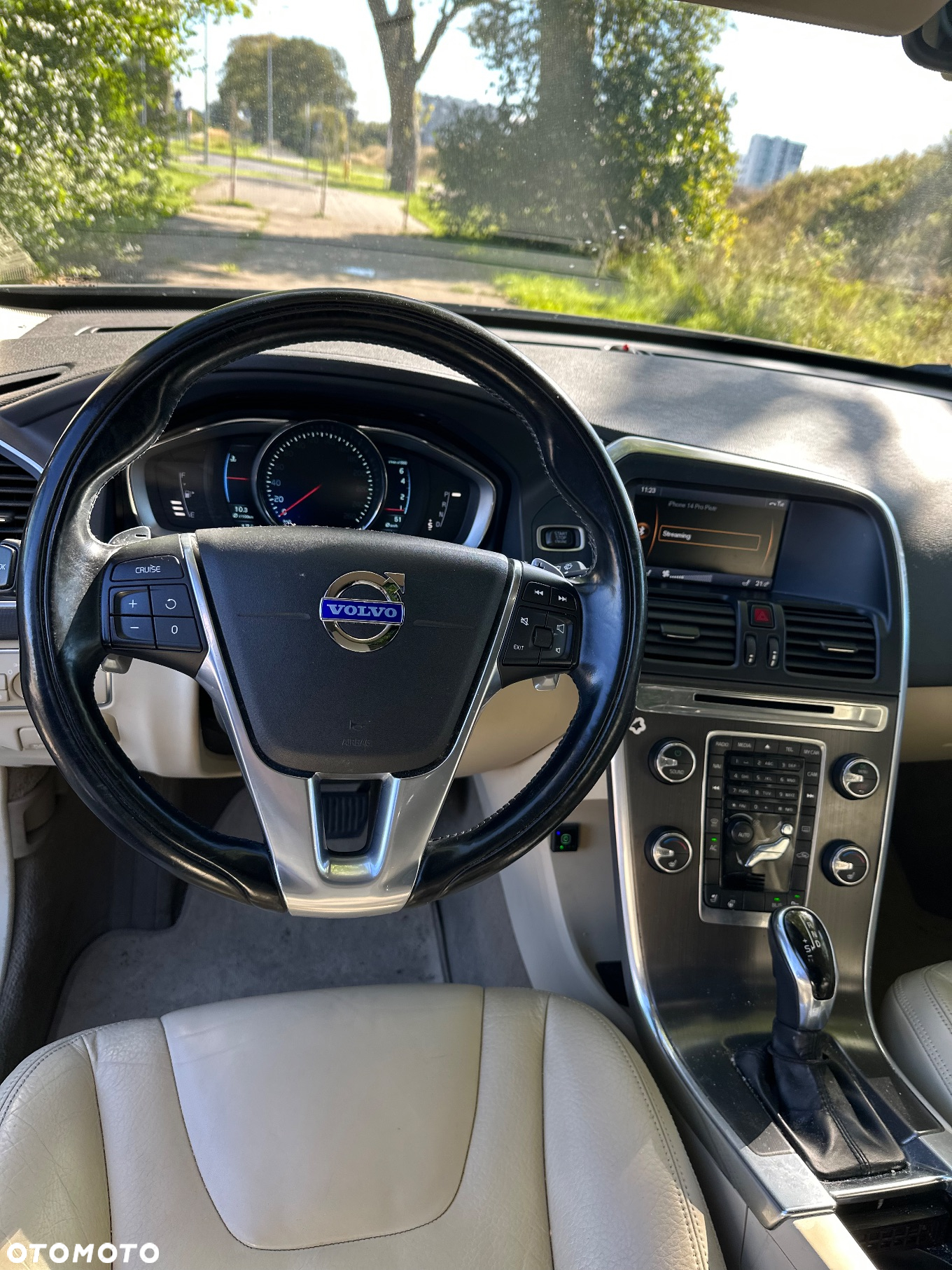 Volvo XC 60 T6 AWD Momentum - 15