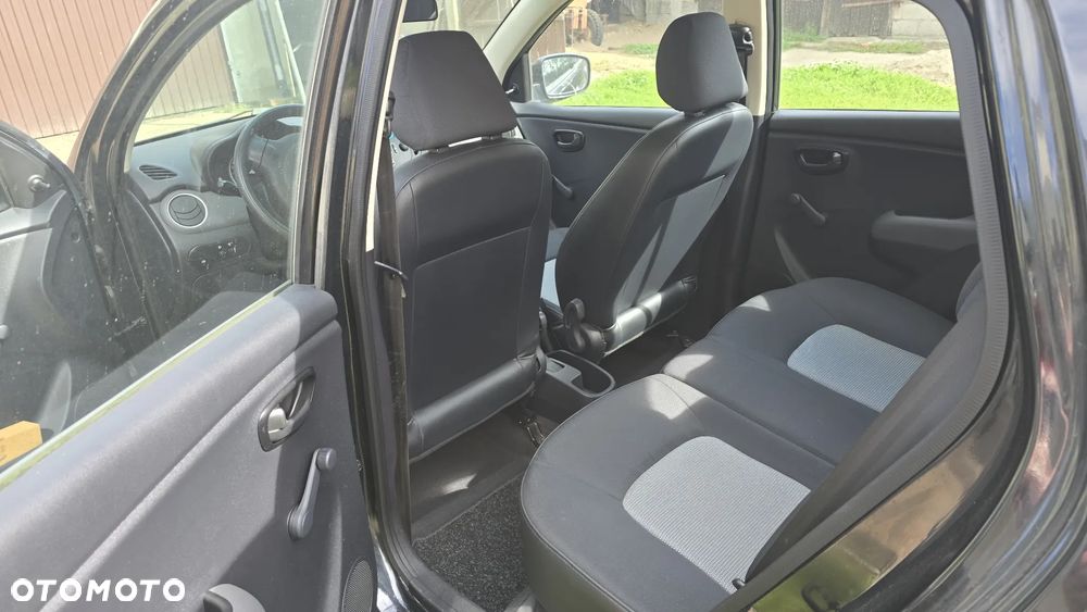 Hyundai i10 1.1 Classic - 12