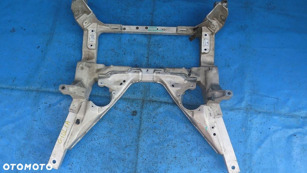 Belka Sanki Wózek Kołyska Przód Przednia ALFA ROMEO STELVIO RWD 505539600