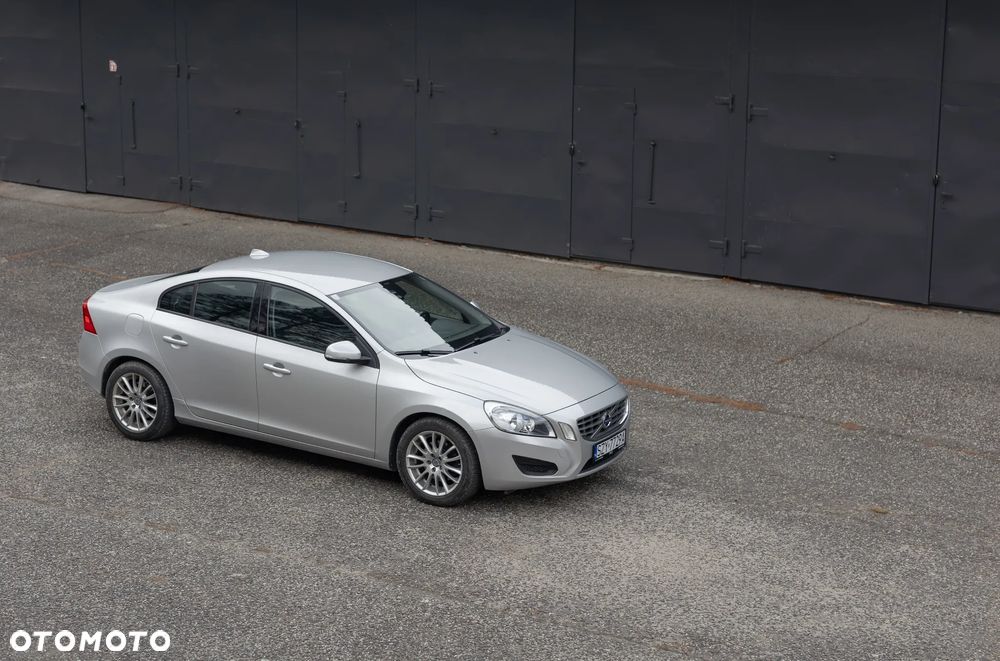 Volvo S60 - 2