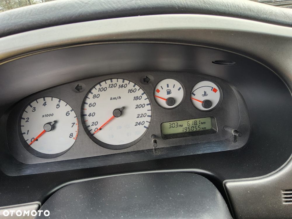 Nissan Primera 1.8 Comfort High - 10