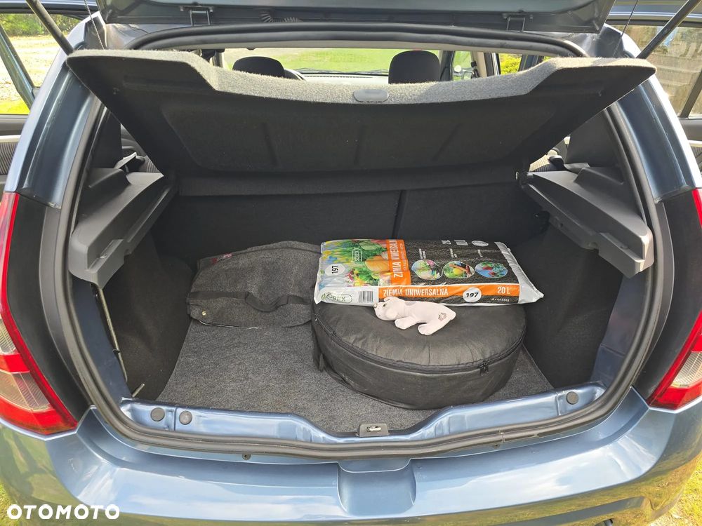 Dacia Sandero 1.4 MPI Laureate - 10
