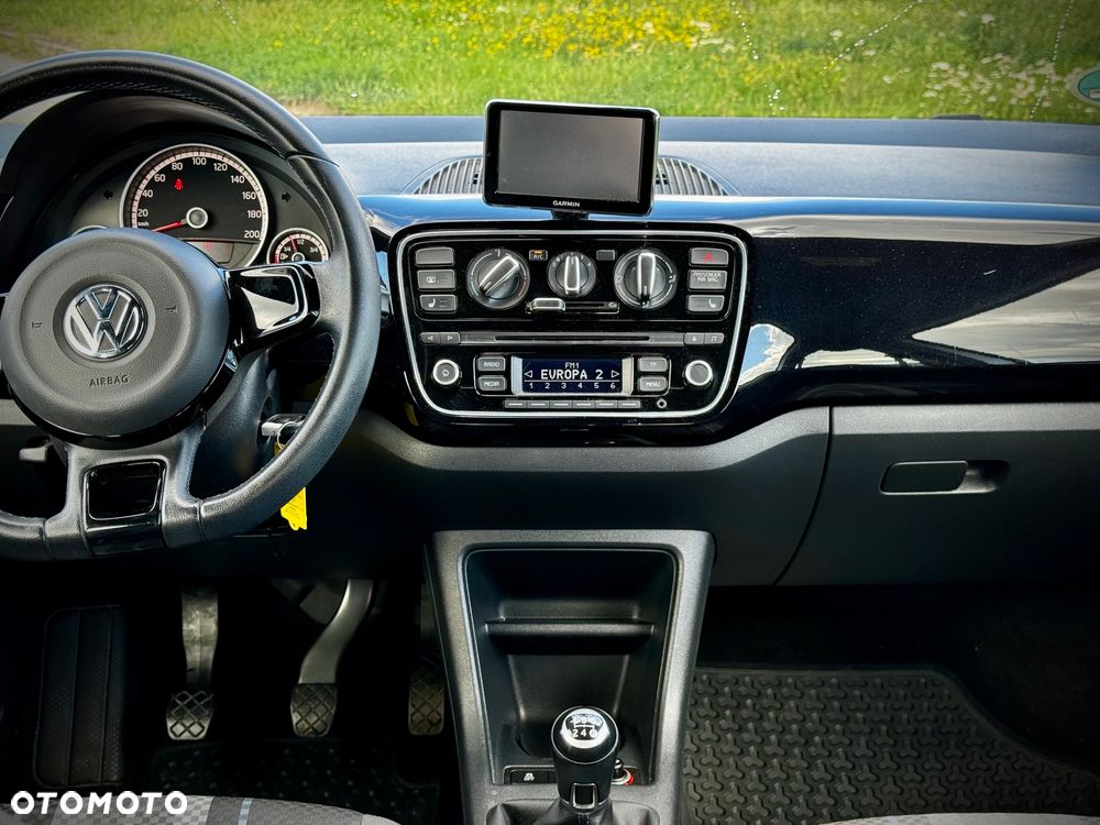 Volkswagen up! club - 11