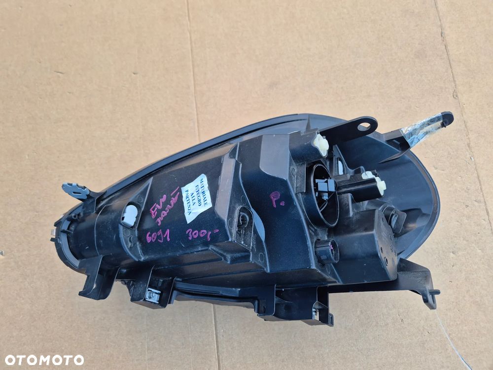 Fiat Punto EVO lampa prawa.Jasna.Valeo.EU. - 7