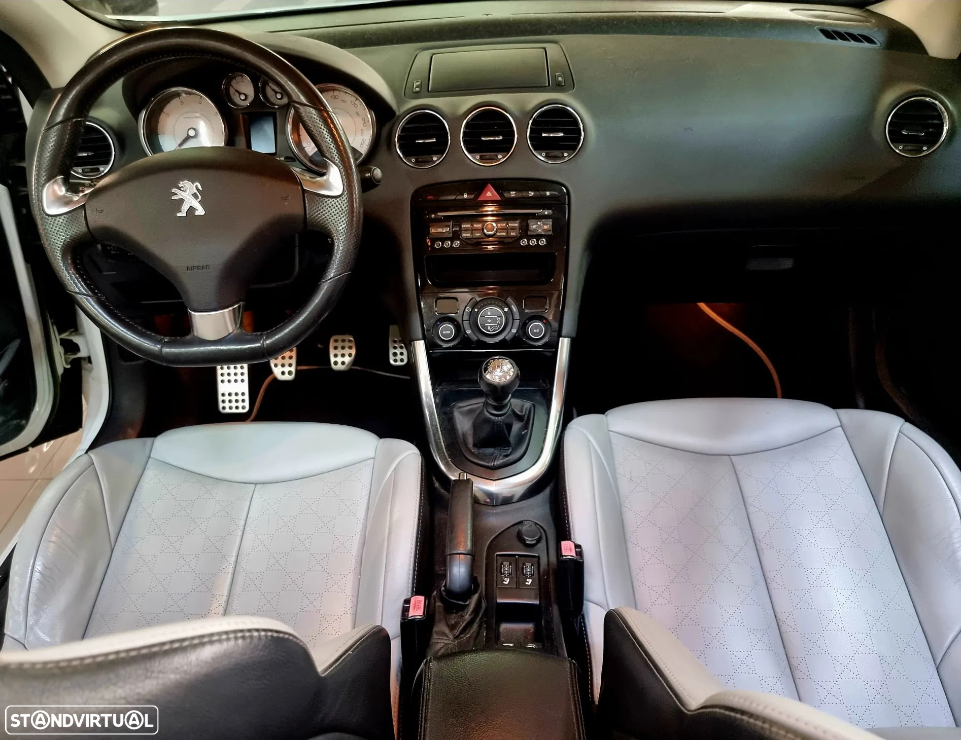 Peugeot 308 CC 1.6 THP Roland Garros - 15