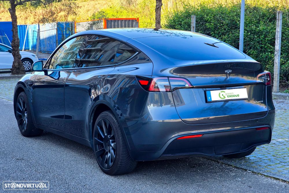 Tesla Model Y Long Range Tração Integral - 3