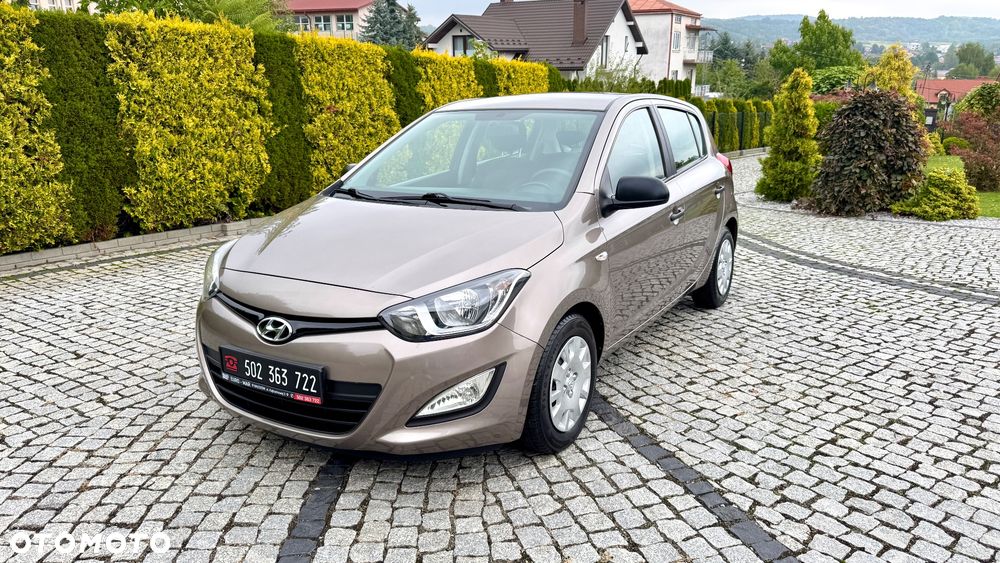 Hyundai i20 - 17