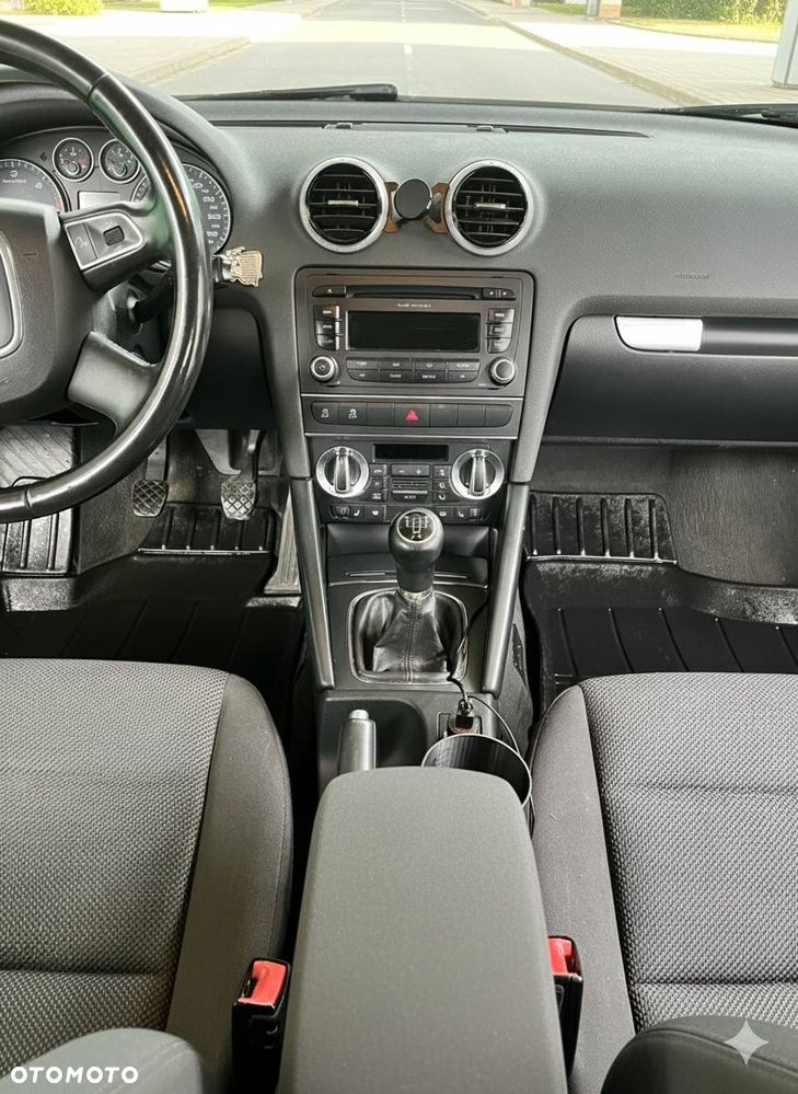 Audi A3 Sportback 1.6 TDI DPF Ambition - 10
