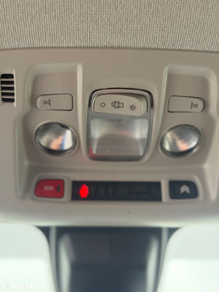 Citroën C3 1.2 PureTech 110 S&S EAT6 MAX - 17