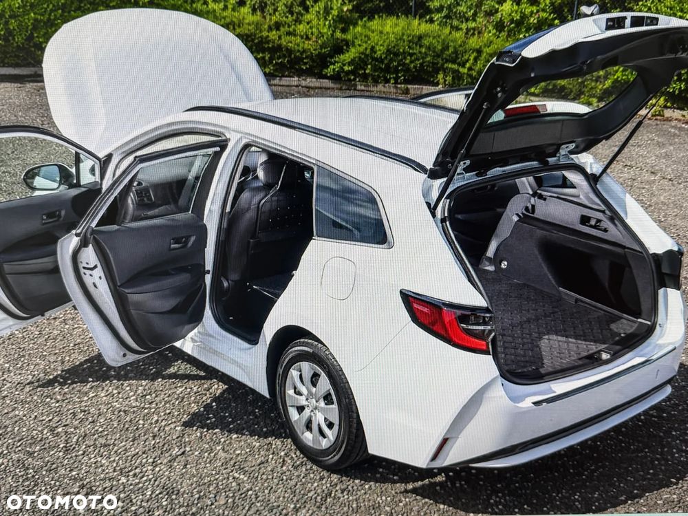 Toyota Corolla - 1