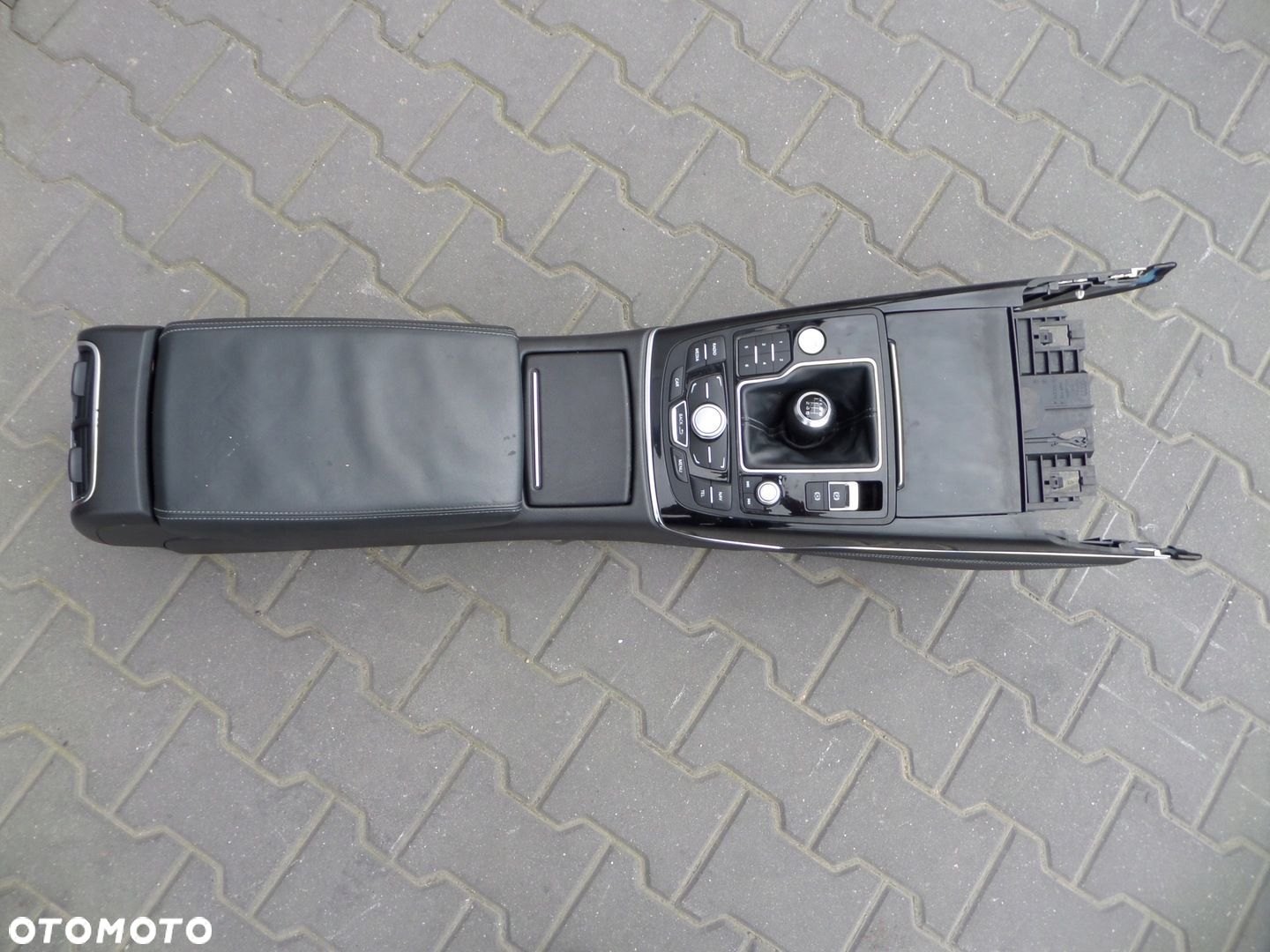 AUDI A6 4G0 C7 LIFT TUNEL ŚRODKOWY PODŁOKIETNIK SKÓRA - 1