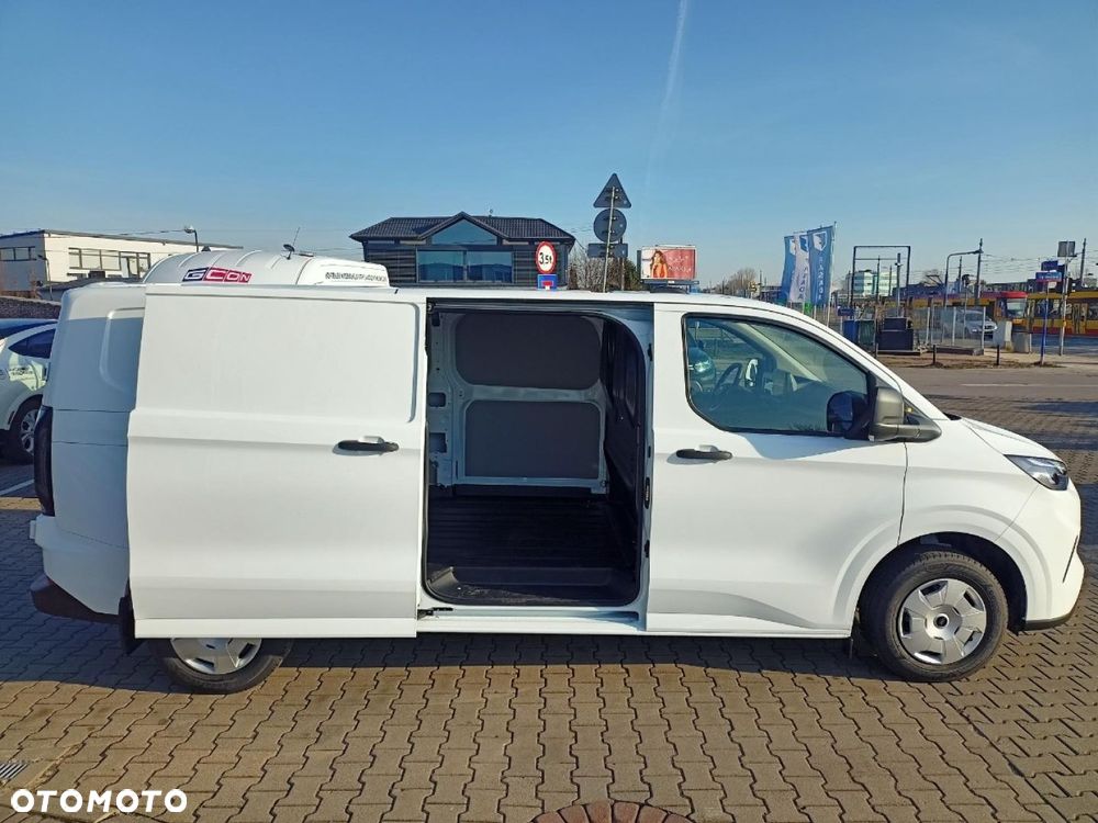 Ford Transit Custom - 19