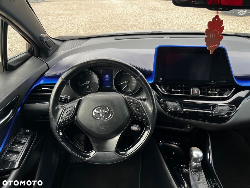 Toyota C-HR - 13
