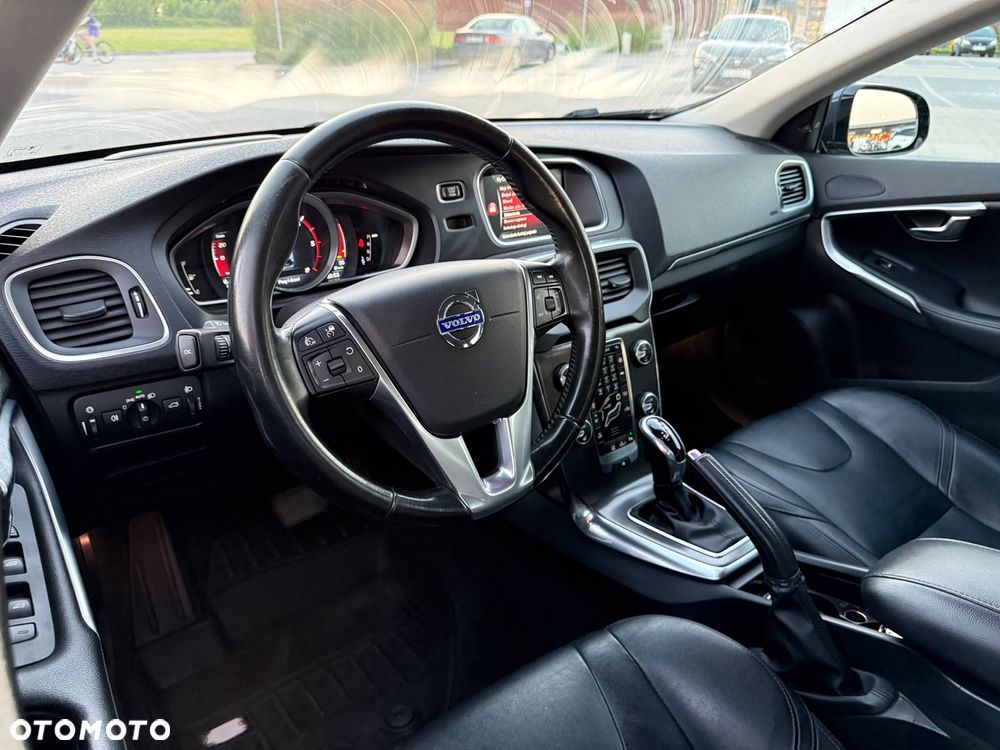 Volvo V40 D2 Summum - 35