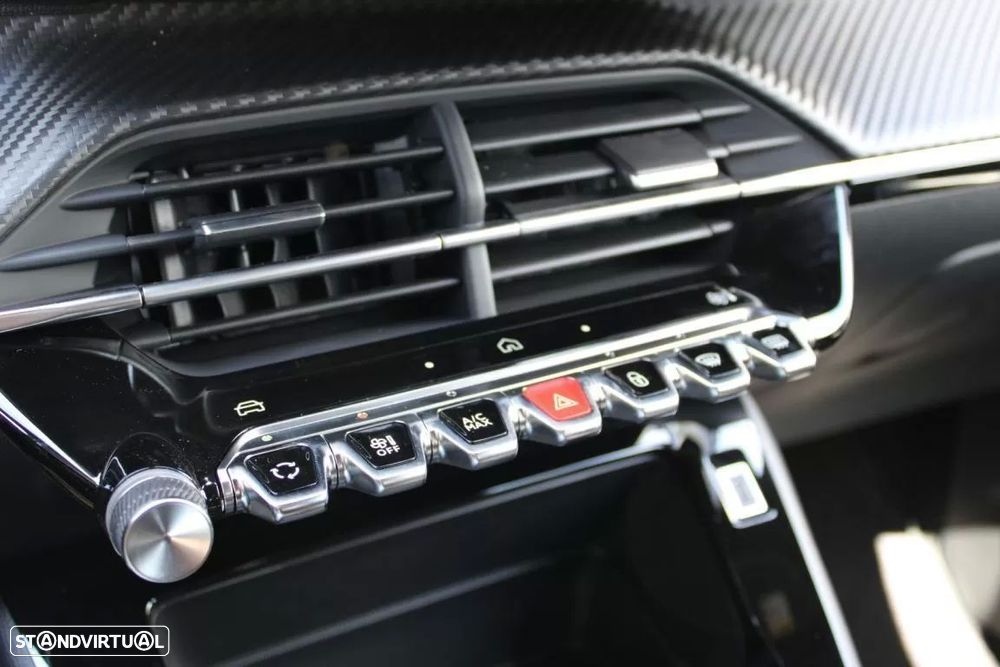 Peugeot 2008 1.2 PureTech Allure Pack - 18