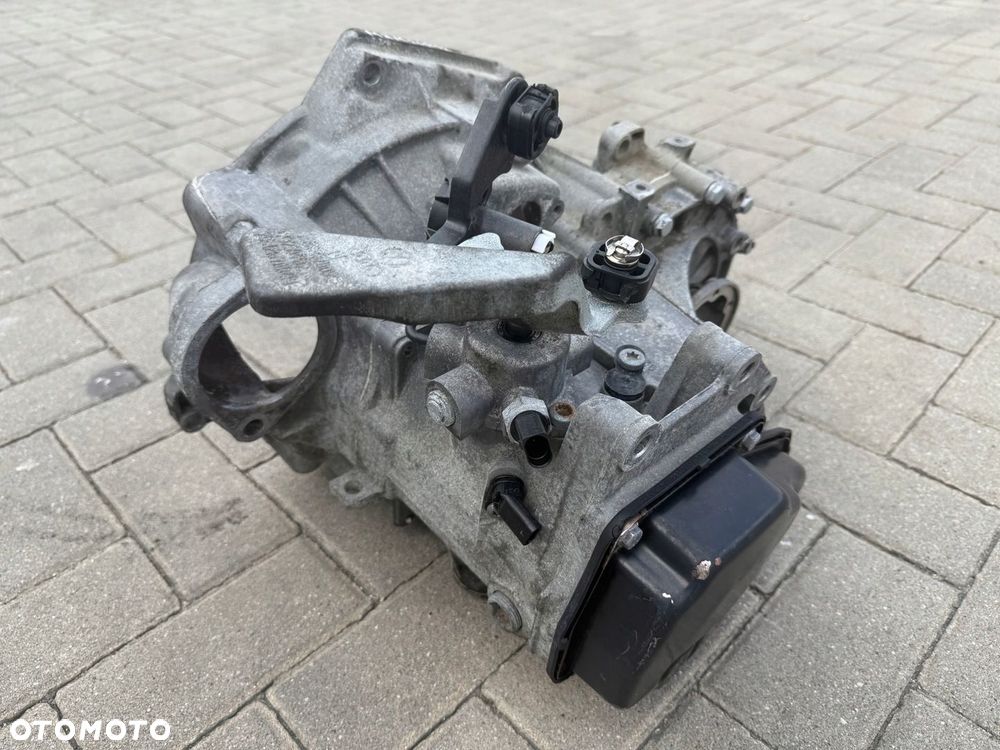 SKRZYNIA BIEGÓW 1.6 TDI MZM AUDI VW SEAT SKODA - 4