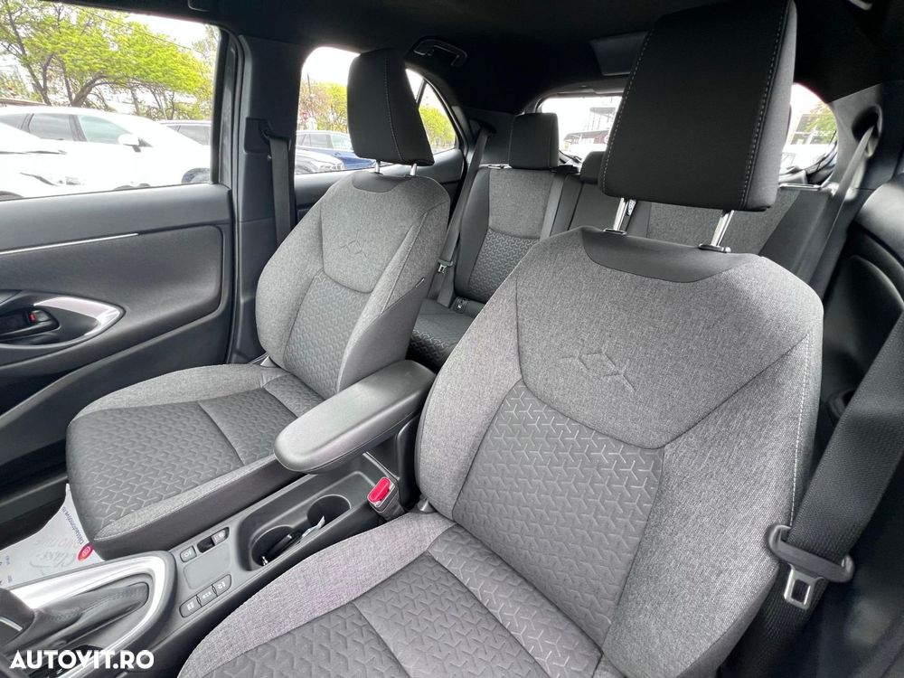 Toyota Yaris Cross 1.5 VVT-i HSD 4x2 Dynamic - 13