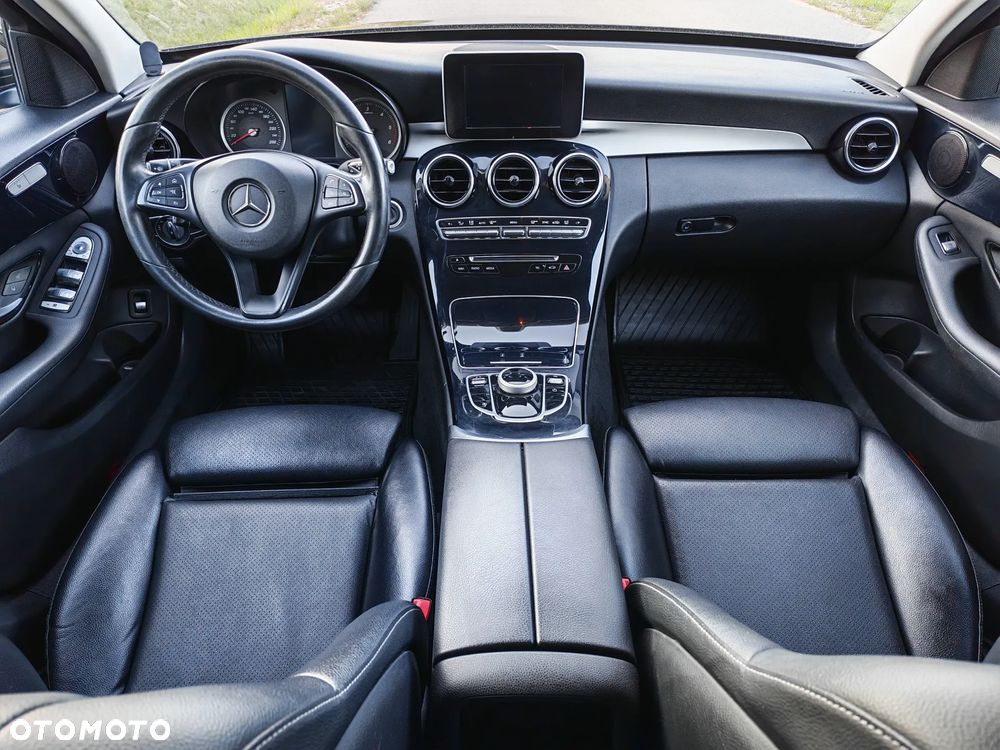 Mercedes-Benz Klasa C 200 d 7G-TRONIC - 40