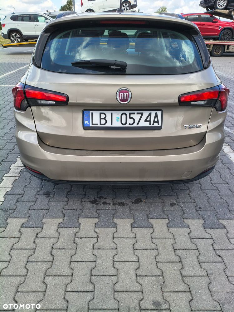 Fiat Tipo 1.6 MultiJet 16v Street - 3