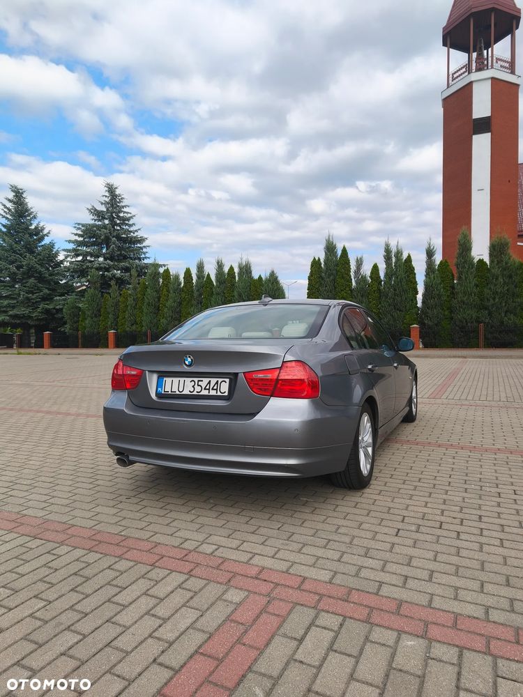 BMW Seria 3 318d DPF Edition Exclusive - 6