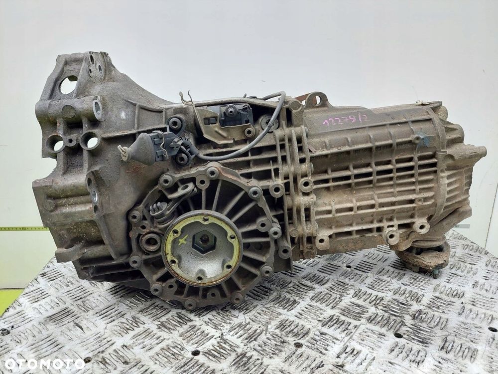 Skrzynia biegów Manualna Audi A4 B6 8E 2000-2004 1,6 8V B HFC 5 BIEGOWA - 4