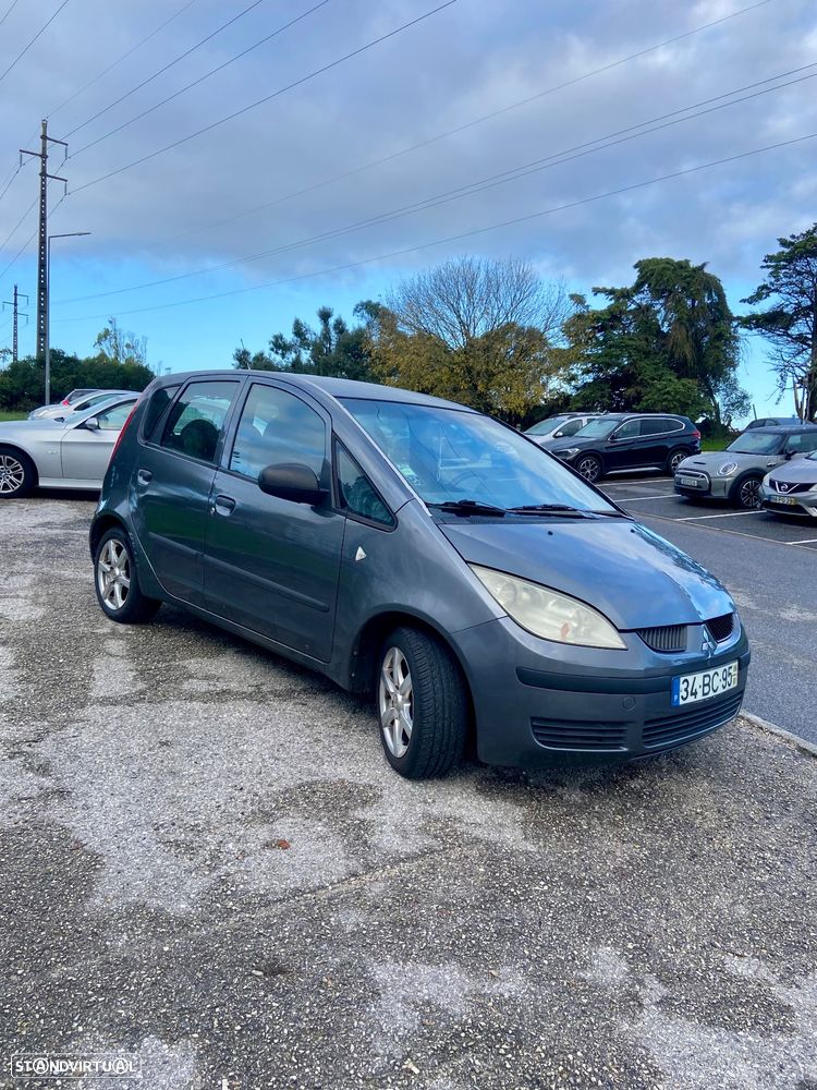 Mitsubishi Colt - 3