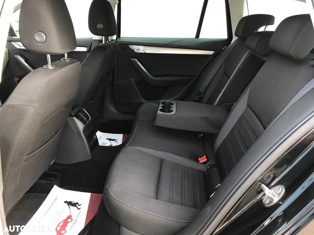 Skoda Octavia 1.6 TDI DSG Ambition - 15