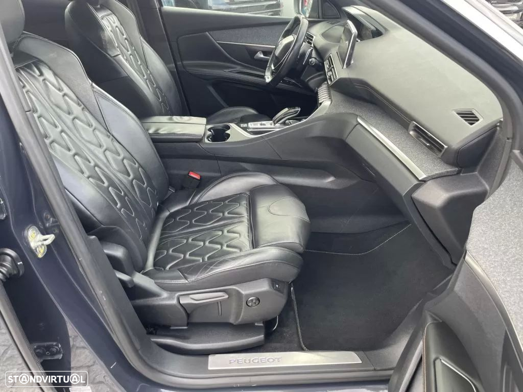 Peugeot 3008 1.5 BlueHDi GT Line EAT8 - 42