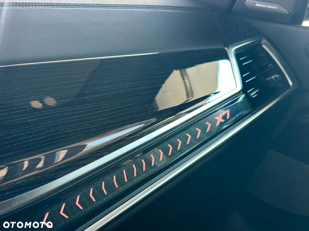 BMW X7 xDrive40d mHEV sport - 23