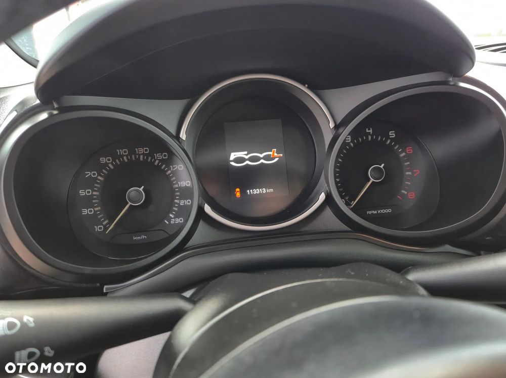 Fiat 500L 1.4 T-Jet Lounge - 32