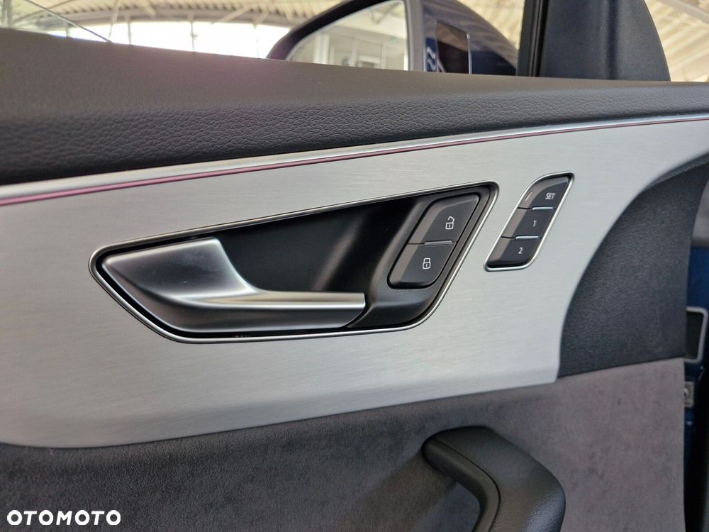Audi Q8 - 16