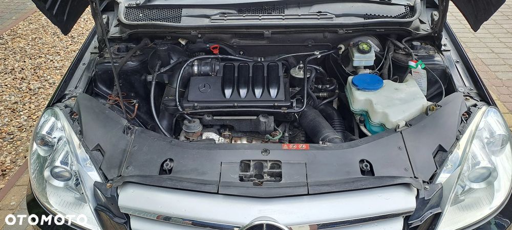 Mercedes-Benz Klasa B 200 CDI - 16