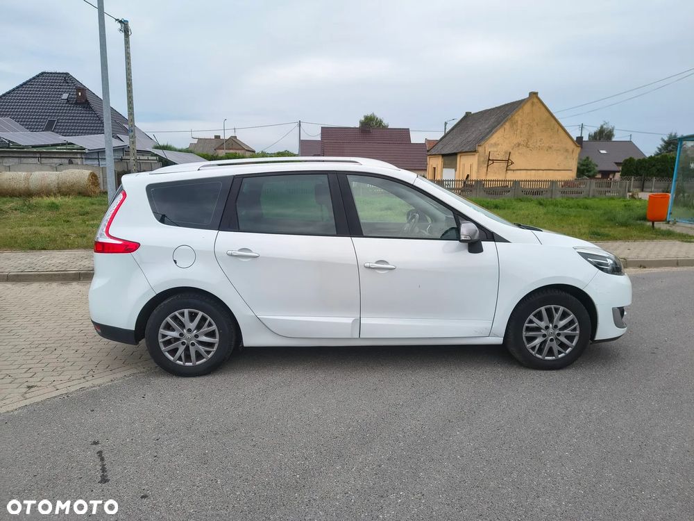 Renault Grand Scenic - 6