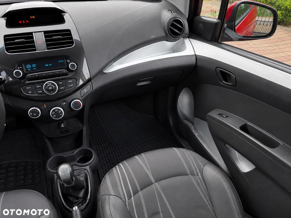 Chevrolet Spark 1.2 LTZ - 12