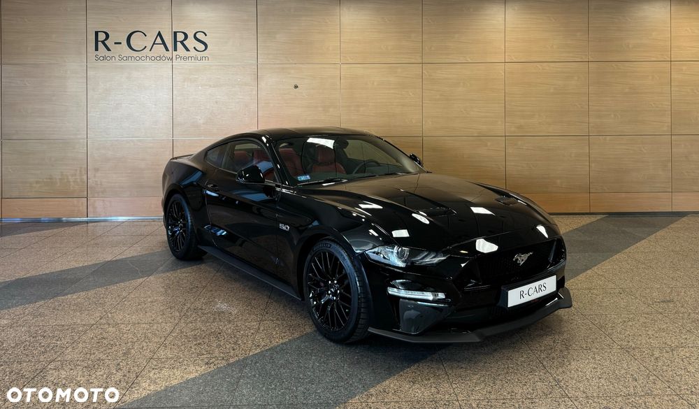 Ford Mustang - 1
