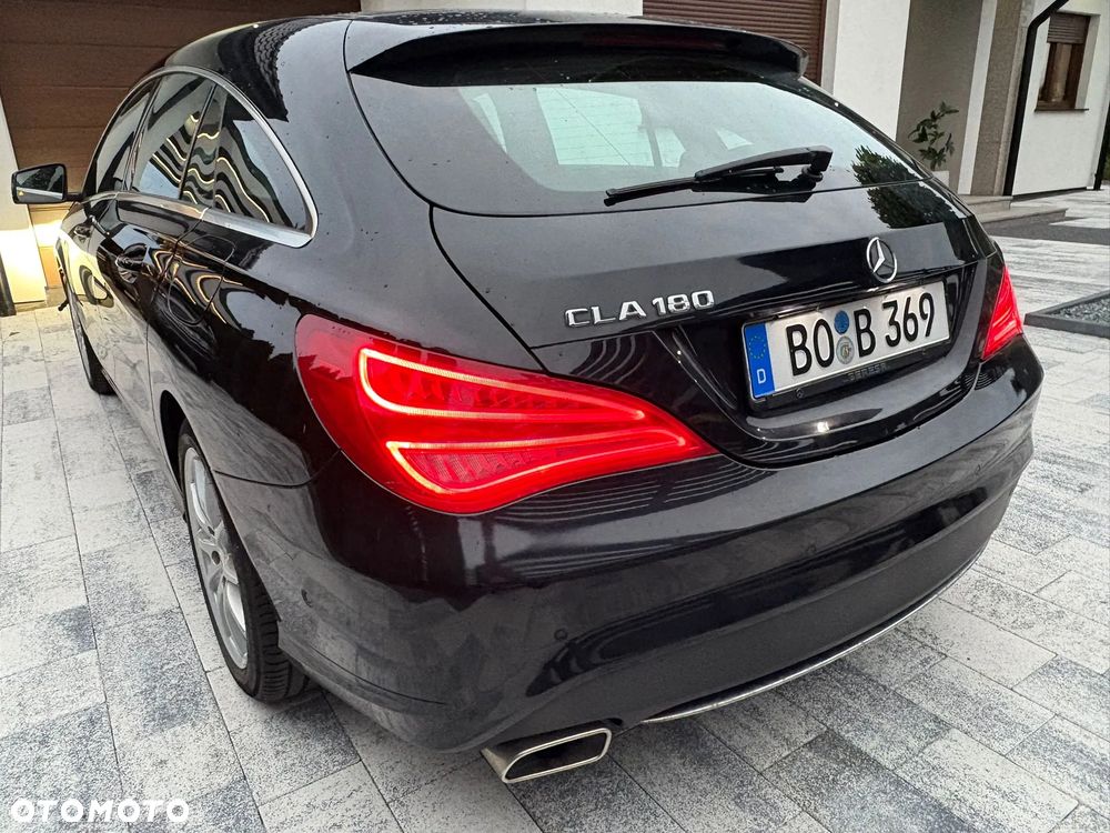 Mercedes-Benz CLA - 26