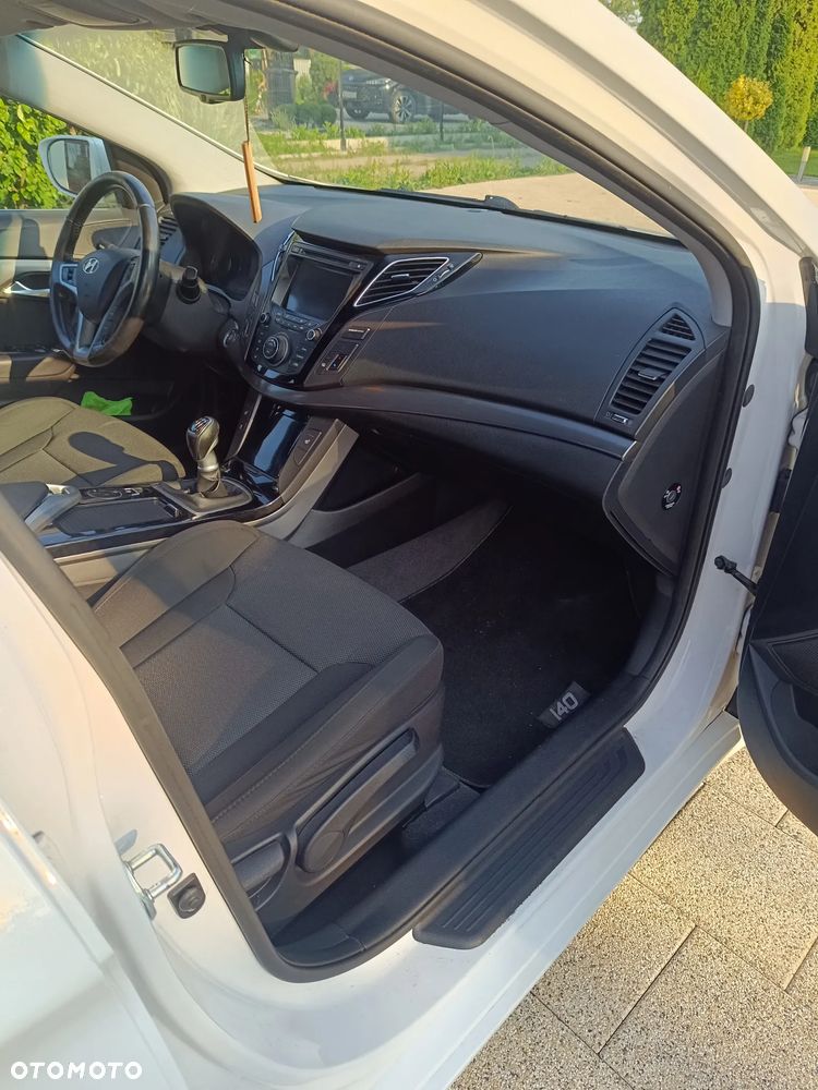 Hyundai i40 i40cw 1.7 CRDi Fifa World Cup Edition - 11